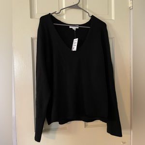 COPY - Nordstrom Treasure and Bond black vneck sweater NWT size Large